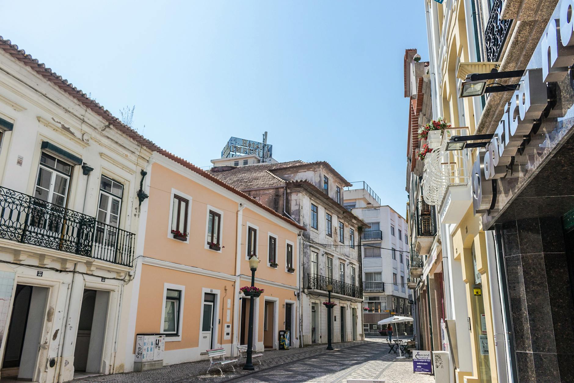 Illustration zu Neue Reiseapp Portugal